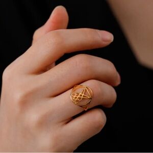 Size 9 gold mysterious church of Satan Lucifer symbol brand new ring.